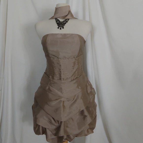 Romeo & Juliet Couture party dress - Picture 5 of 7